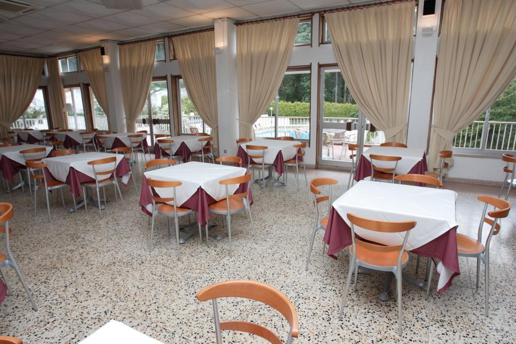 Inatel Hotel 3*